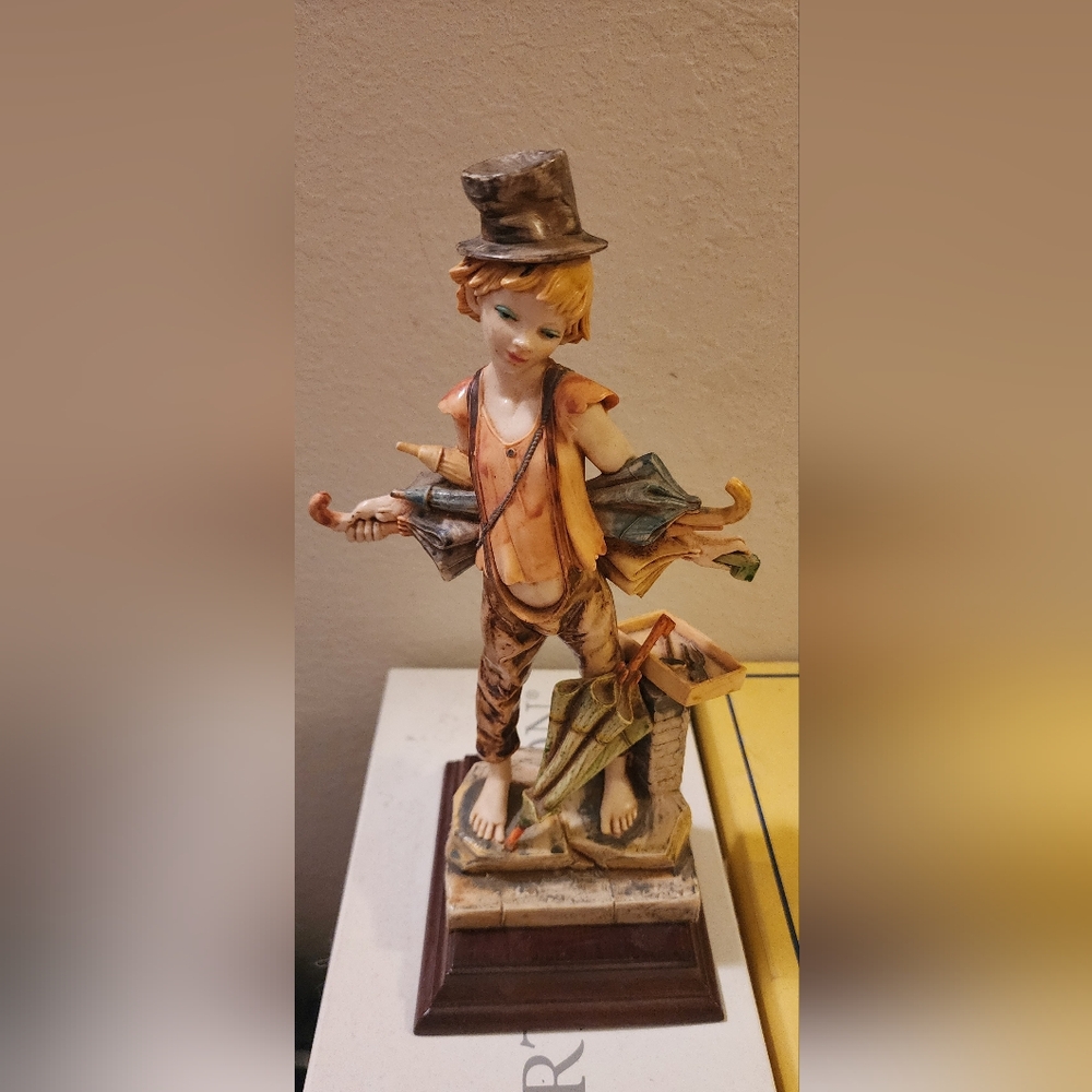 Vtg Simonetti Depose Italy 936 Tall Fig Ombrellaio The Umbrella Maker Exec Cond